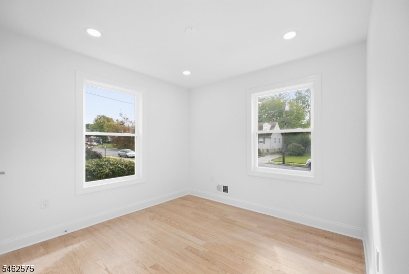 154 Oakmanor Parkway South Plainfield NJ 07080