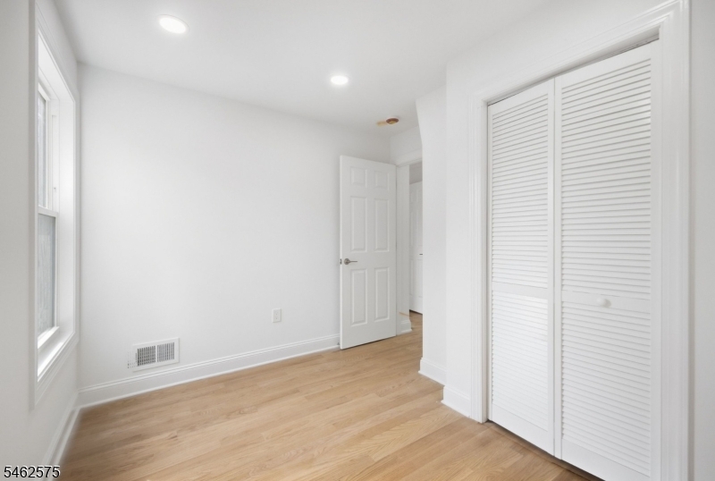 154 Oakmanor Parkway South Plainfield NJ 07080
