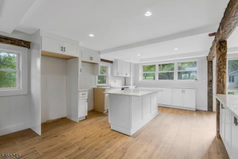 39 Still Hollow Road Tewksbury NJ 08833