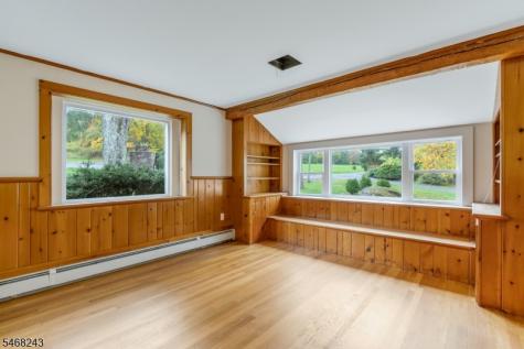 39 Still Hollow Road Tewksbury NJ 08833