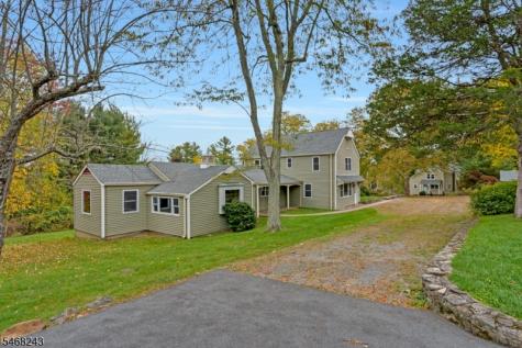 39 Still Hollow Road Tewksbury NJ 08833