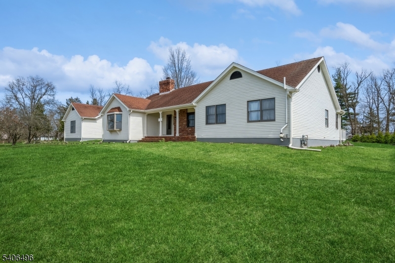 30 Claridge Lane Raritan NJ 08822
