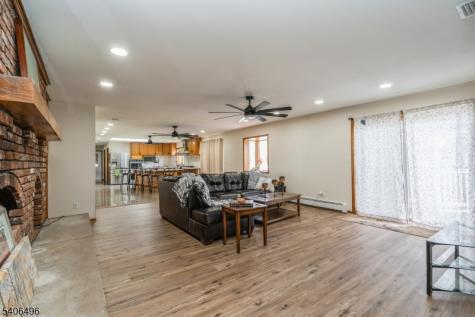 30 Claridge Lane Raritan NJ 08822