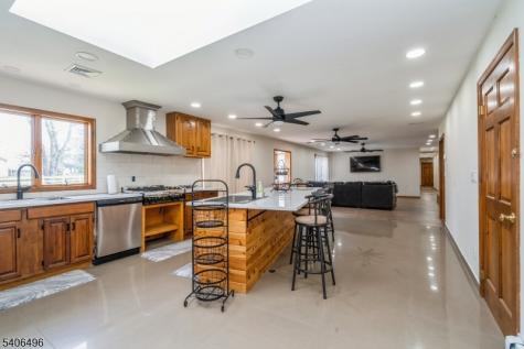 30 Claridge Lane Raritan NJ 08822
