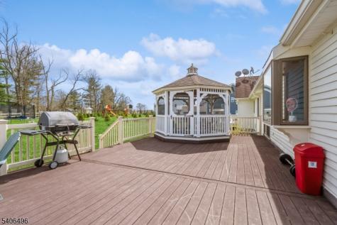 30 Claridge Lane Raritan NJ 08822