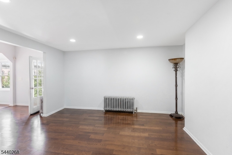 158 S Clinton Street East Orange NJ 07018
