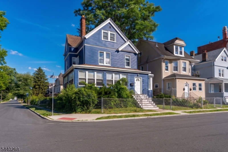 158 S Clinton Street East Orange NJ 07018
