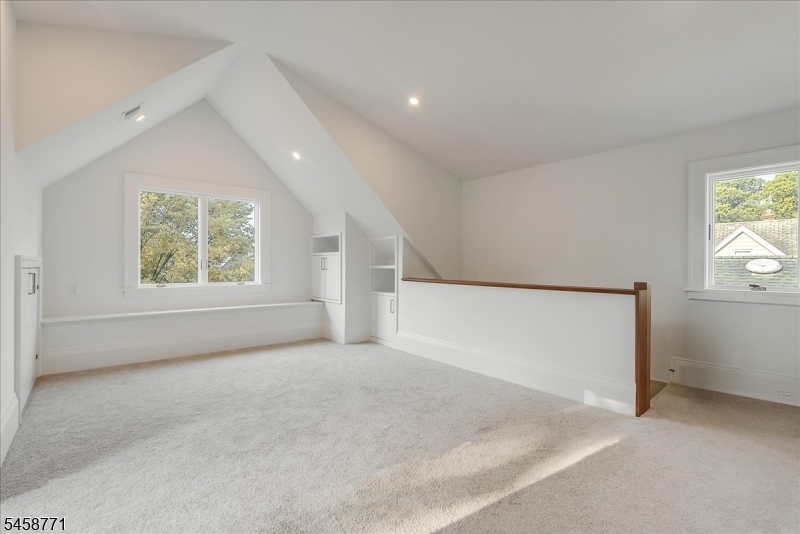 7 Hazelwood Road Bloomfield NJ 07003