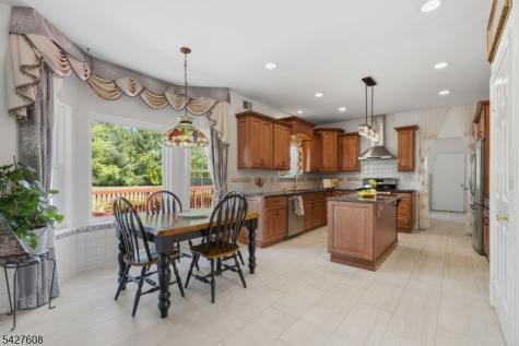 14 Zeller Drive Franklin NJ 08873