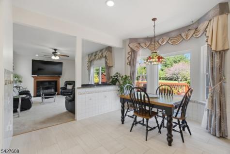 14 Zeller Drive Franklin NJ 08873