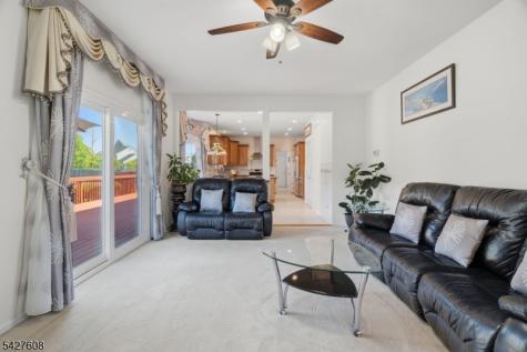 14 Zeller Drive Franklin NJ 08873