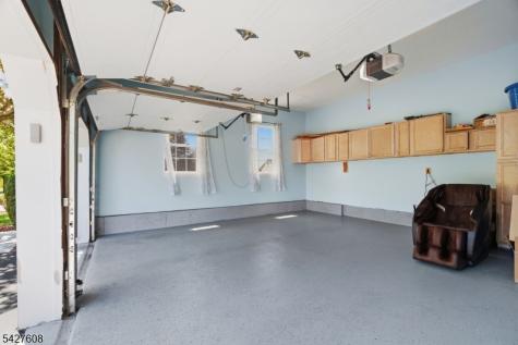 14 Zeller Drive Franklin NJ 08873