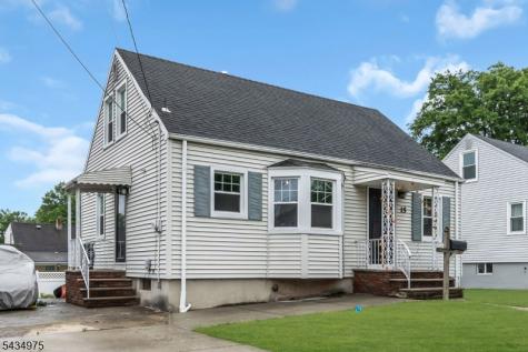 15 Winston Drive Woodbridge NJ 07095