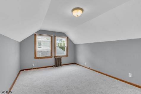 15 Winston Drive Woodbridge NJ 07095