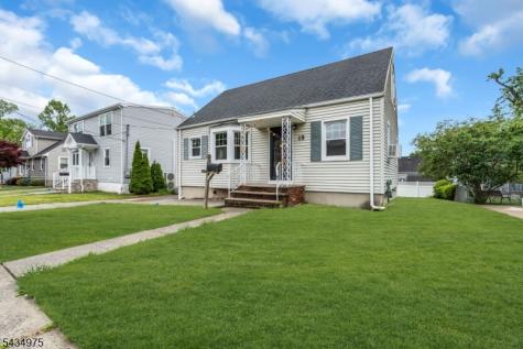 15 Winston Drive Woodbridge NJ 07095