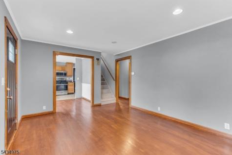 15 Winston Drive Woodbridge NJ 07095