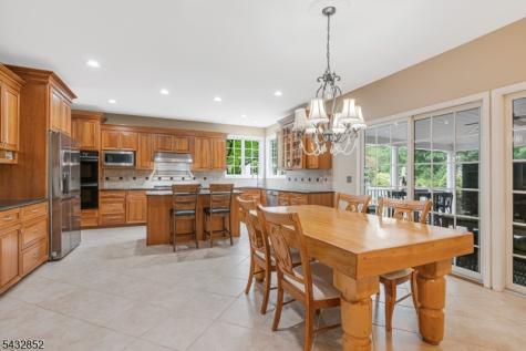 8 Yohn Drive Bridgewater NJ 08807