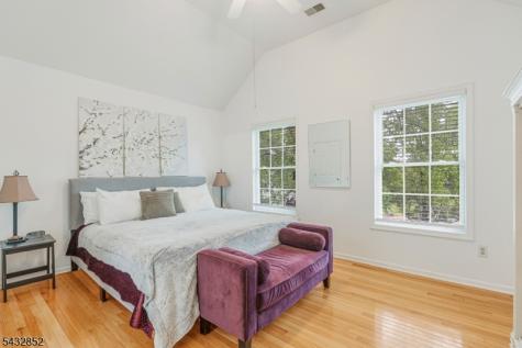 8 Yohn Drive Bridgewater NJ 08807
