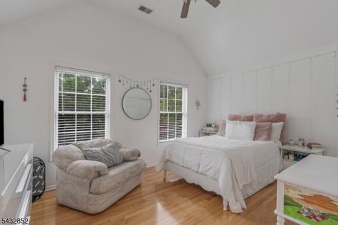 8 Yohn Drive Bridgewater NJ 08807