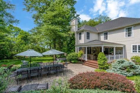 8 Yohn Drive Bridgewater NJ 08807