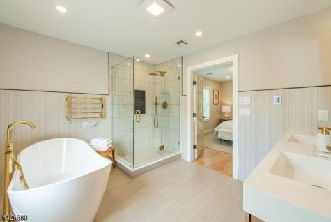43 Alexander Avenue Montclair NJ 07043