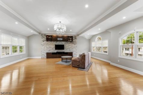 152 Boulevard Kenilworth NJ 07033