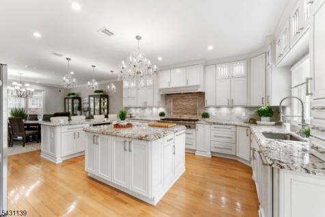 152 Boulevard Kenilworth NJ 07033