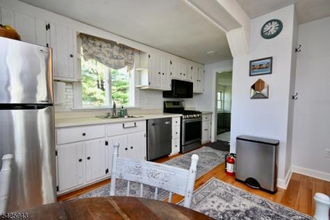 153 Parker Road Washington NJ 07853