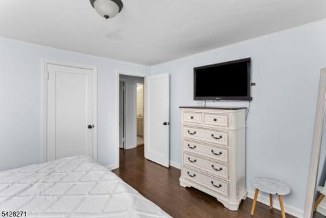 240 Beech Avenue Garwood NJ 07027