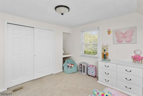 240 Beech Avenue Garwood NJ 07027