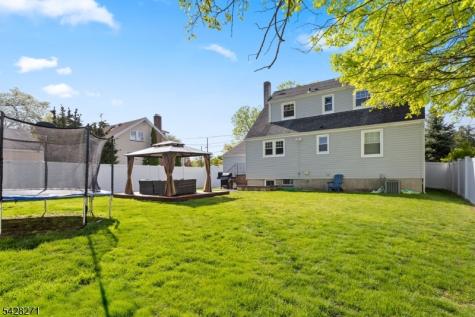240 Beech Avenue Garwood NJ 07027