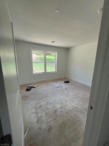 1528 Glenwood Road (Route 565) Vernon NJ 07461