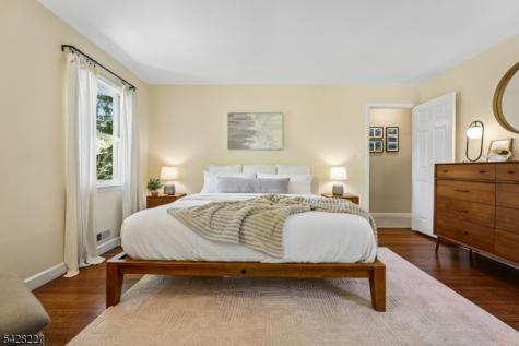 57 Ambar Place Bernardsville NJ 07924
