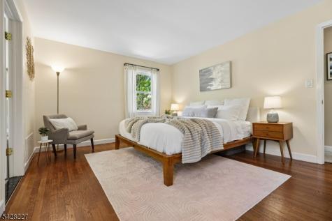 57 Ambar Place Bernardsville NJ 07924
