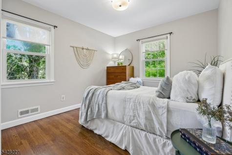 57 Ambar Place Bernardsville NJ 07924