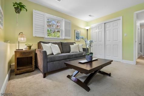 57 Ambar Place Bernardsville NJ 07924