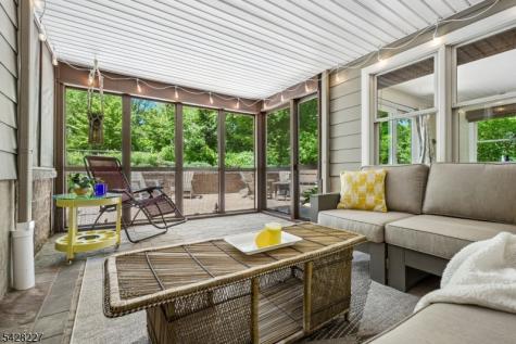 57 Ambar Place Bernardsville NJ 07924