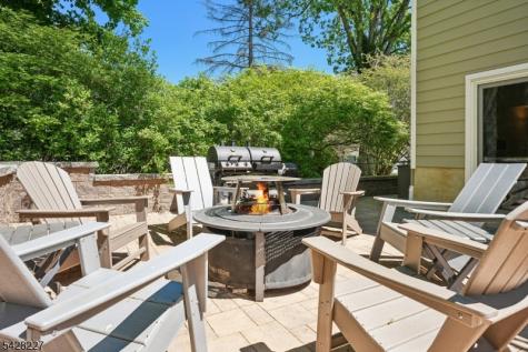 57 Ambar Place Bernardsville NJ 07924