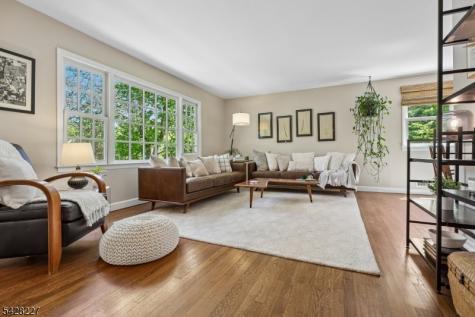57 Ambar Place Bernardsville NJ 07924