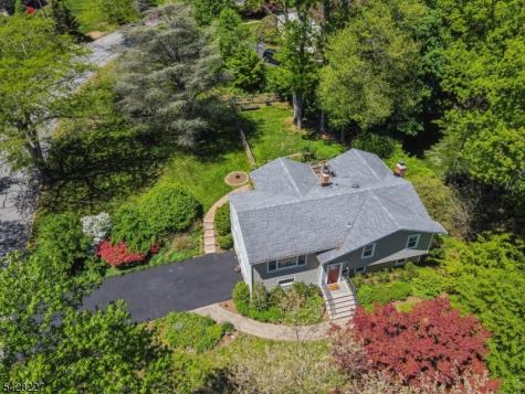 57 Ambar Place Bernardsville NJ 07924