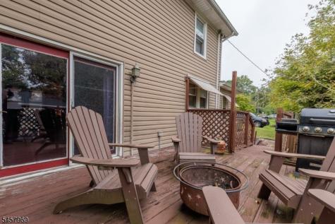687 Riegelsville Road Holland NJ 08848