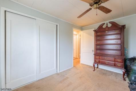 687 Riegelsville Road Holland NJ 08848