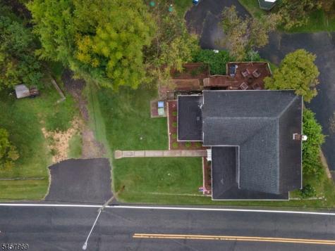 687 Riegelsville Road Holland NJ 08848