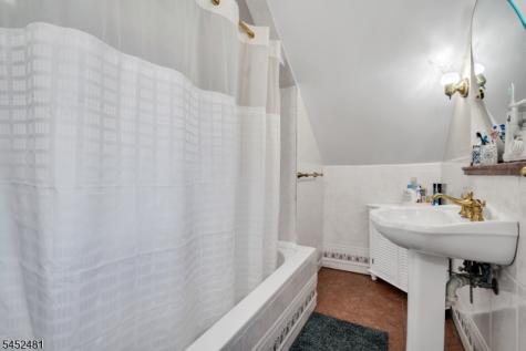 18 Belle Terre Road West Orange NJ 07052