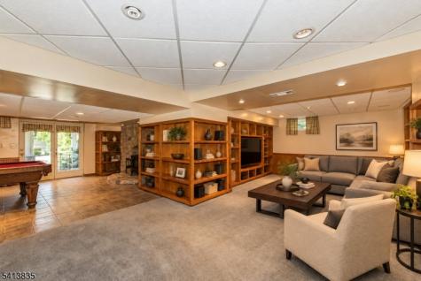 9 Tracey Lane Mount Olive NJ 07828