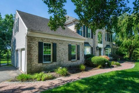9 Tracey Lane Mount Olive NJ 07828