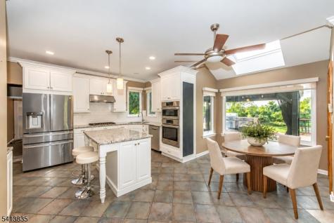 9 Tracey Lane Mount Olive NJ 07828