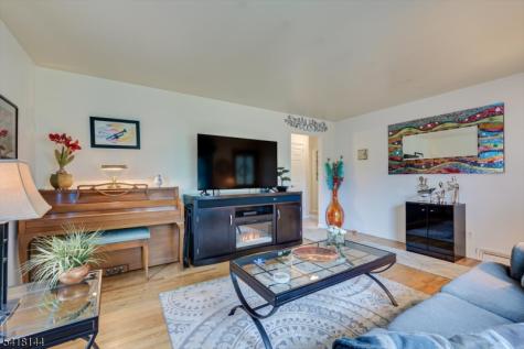 1812 Woodland Avenue South Plainfield NJ 07080