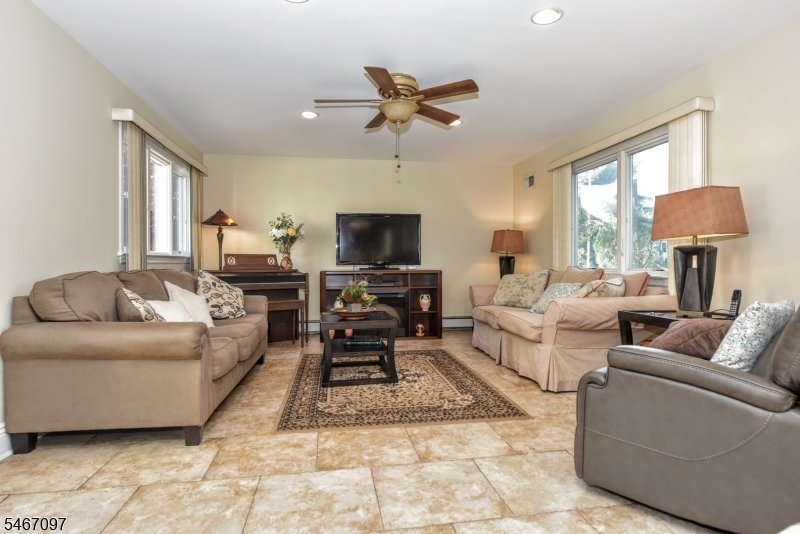 144 Romaine Road North Haledon NJ 07508