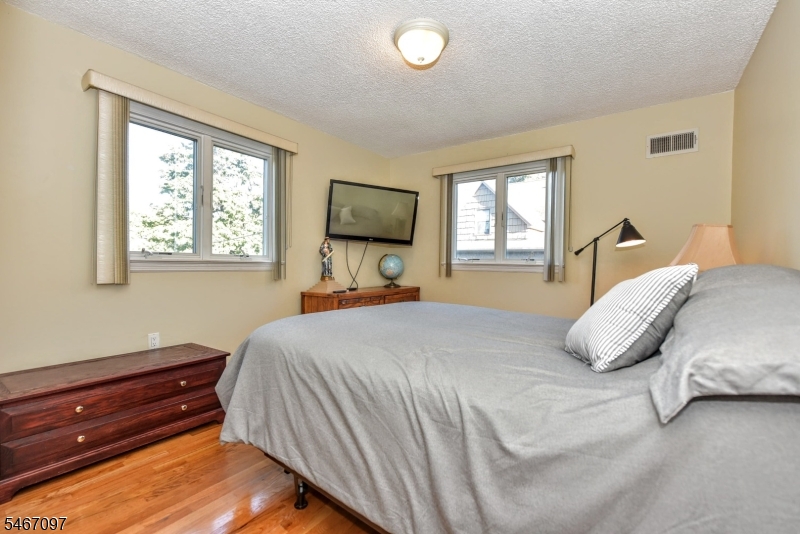 144 Romaine Road North Haledon NJ 07508